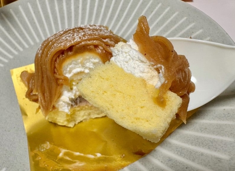 セブンイレブンご褒美モンブラン